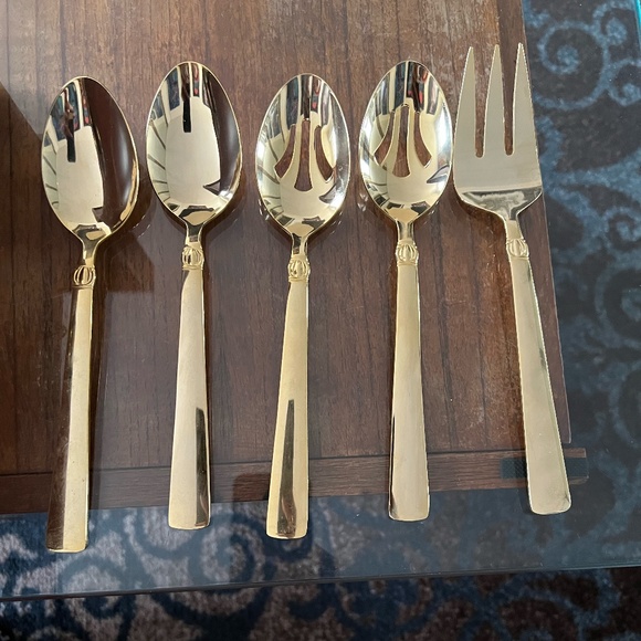 VINTAGE REED & BARTON 24K GOLD PLATED 68 PIECE FLATWARE & HOSTESS SERVING SET - Picture 3 of 10